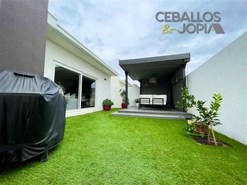 Casa en Venta en Condominio Altos de Rumié, Villa Alemana