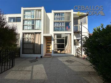 Casa en Venta en Teniente Serrano, Quilpué