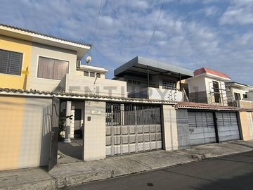CASA EN VENTA NORTE DE PORTOVIEJO