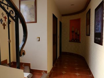 Casa en Venta   Estilo Mexicano Contemporaneo en Aguascalientes
