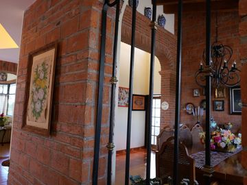 Casa en Venta   Estilo Mexicano Contemporaneo en Aguascalientes