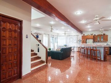 Casa Pavone
