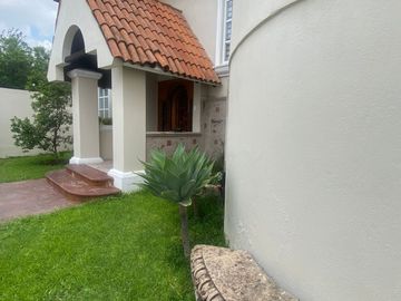 CASA EN VENTA EN LOS PINOS ZAPOPAN
