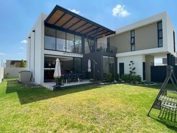 Venta Casa Residencial en Hacienda San Antonio, Metepec.