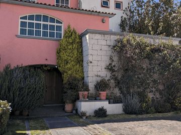 CASA VENTA METEPEC  HACIENDA DEL BOSQUE SALIDAS RAPIDAS  CDMX  SANTA FE ALBERCA CANCHA DE TENIS