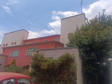 CASA VENTA METEPEC  HACIENDA DEL BOSQUE SALIDAS RAPIDAS  CDMX  SANTA FE ALBERCA CANCHA DE TENIS