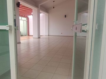 CASA VENTA METEPEC  HACIENDA DEL BOSQUE SALIDAS RAPIDAS  CDMX  SANTA FE ALBERCA CANCHA DE TENIS