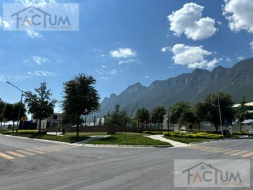 Casa en proceso de construcción en Venta