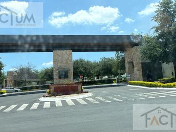 Casa en proceso de construcción en Venta