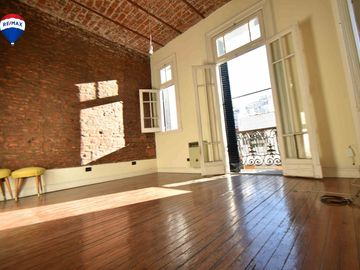 VENTA PH DEPTO 4 AMB ÚNICO LUZ BARRACAS +TERRAZA