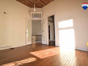 VENTA PH DEPTO 4 AMB ÚNICO LUZ BARRACAS +TERRAZA