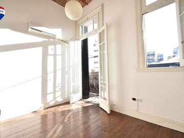 VENTA PH DEPTO 4 AMB ÚNICO LUZ BARRACAS +TERRAZA
