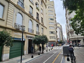 Venta Depto Semi Piso 3 amb en San Nicolás CABA.