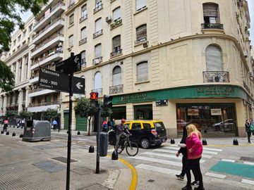 Venta Depto Semi Piso 3 amb en San Nicolás CABA.