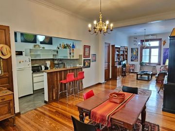 Venta Depto Semi Piso 3 amb en San Nicolás CABA.