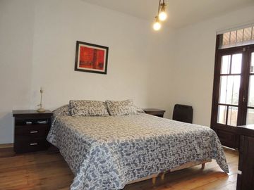 HERMOSA CASA QUINTA EN BARRIO PARQUE GORRITI
