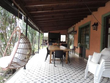 HERMOSA CASA QUINTA EN BARRIO PARQUE GORRITI