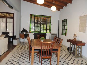 HERMOSA CASA QUINTA EN BARRIO PARQUE GORRITI