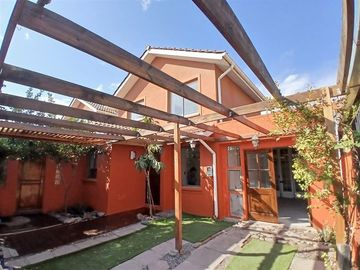 Casa en Venta en Los Prados de Nos