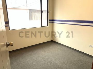 Vendo casa 190 m2 en conjunto sector mitad del mundo