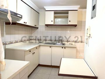 Vendo casa 190 m2 en conjunto sector mitad del mundo