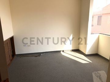 Vendo casa 190 m2 en conjunto sector mitad del mundo