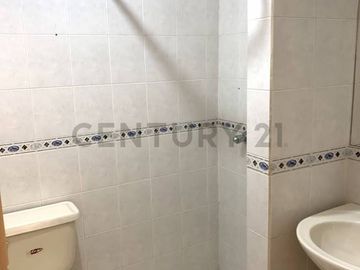 Vendo casa 190 m2 en conjunto sector mitad del mundo