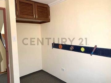 Vendo casa 190 m2 en conjunto sector mitad del mundo