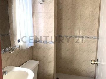 Vendo casa 190 m2 en conjunto sector mitad del mundo