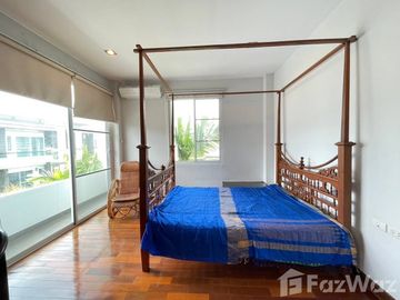 Family House in Chiang Mai, close to city center