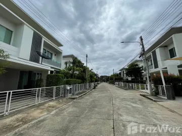 Family House in Chiang Mai, close to city center