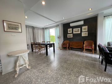 Family House in Chiang Mai, close to city center
