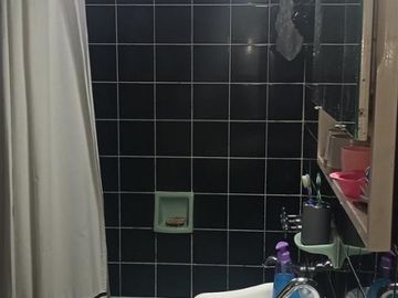 MARAVILLOSO PISO EN VICENTE LÓPEZ, Sobre Avda. Maipú 400, 4 ambientes, Cocina Comedor Diario y Dormitorio de servicio.