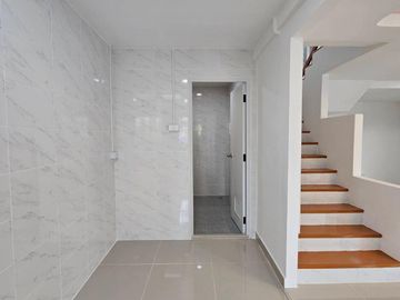 FOR SELL townhouse Baan Prueksa 2 Khlong 8 BTS-On Nut CX-101746