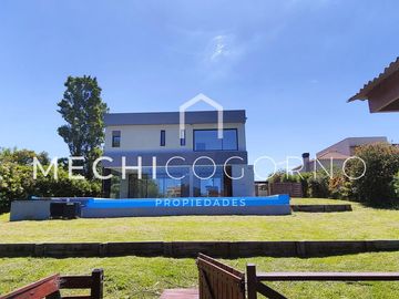 Casa 5 dormitorios venta en San Marco, Villa Nueva