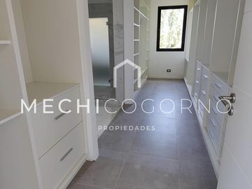 Casa 5 dormitorios venta en San Marco, Villa Nueva