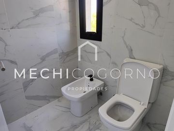 Casa 5 dormitorios venta en San Marco, Villa Nueva