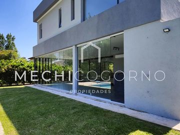 Casa 5 dormitorios venta en San Marco, Villa Nueva