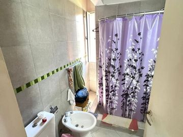 Casa 3 ambientes  en venta en complejo arbolado con parque- Ituzaingó Norte