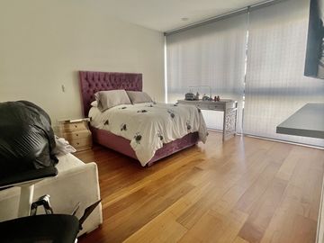 Residencia de Lujo en Condominio  Venta  en La Florida