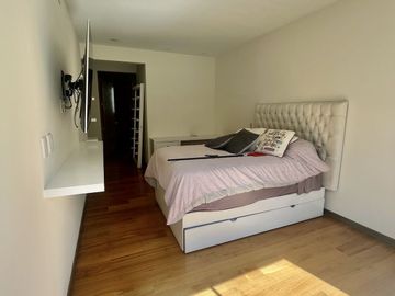 Residencia de Lujo en Condominio  Venta  en La Florida