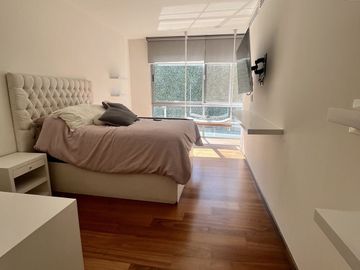 Residencia de Lujo en Condominio  Venta  en La Florida