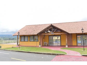 Casa en Montemayor