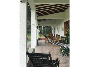SE VENDE FINCA EN KM 2 VA ARMENIA- MONTENEGRO, QUINDIO