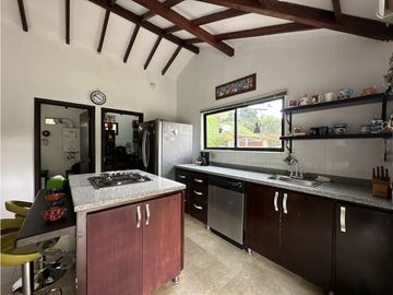 Venta Hermosa Casa Campestre Ubicada Vía Condina - Pereira