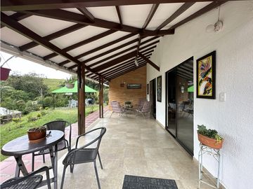 Venta Hermosa Casa Campestre Ubicada Vía Condina - Pereira