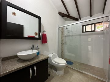 Venta Hermosa Casa Campestre Ubicada Vía Condina - Pereira
