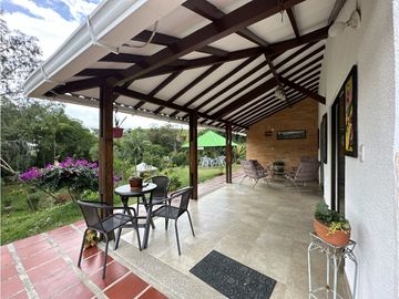 Venta Hermosa Casa Campestre Ubicada Vía Condina - Pereira