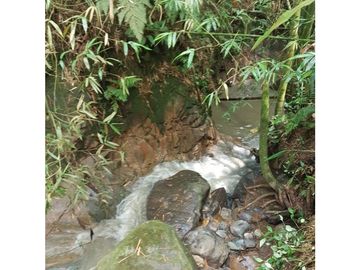 SE VENDE ESPECTACULAR FINCA EN CONJUNTO CERRAD SECTOR LA MANUELA