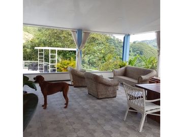 SE VENDE ESPECTACULAR FINCA EN CONJUNTO CERRAD SECTOR LA MANUELA